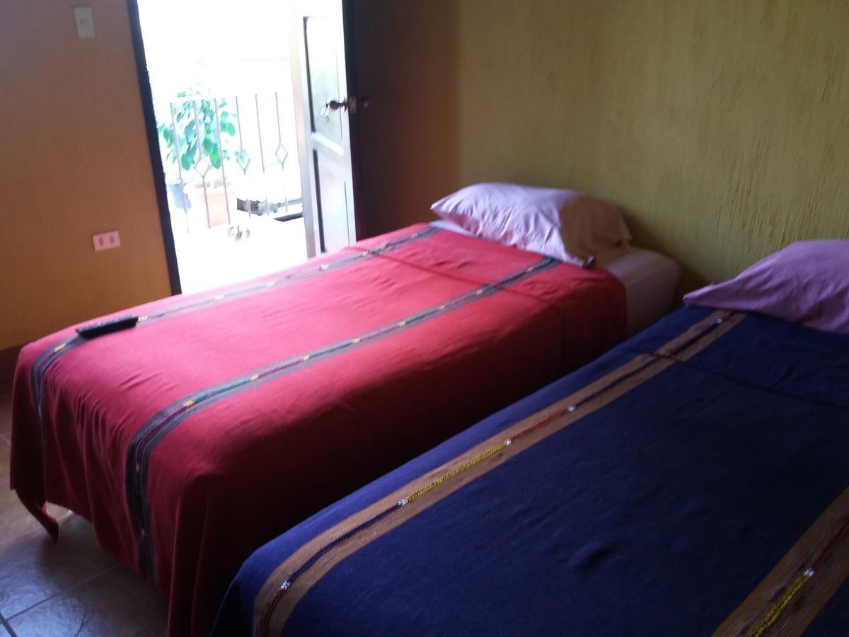 Hotel Casa Maria Jose Antigua Bagian luar foto